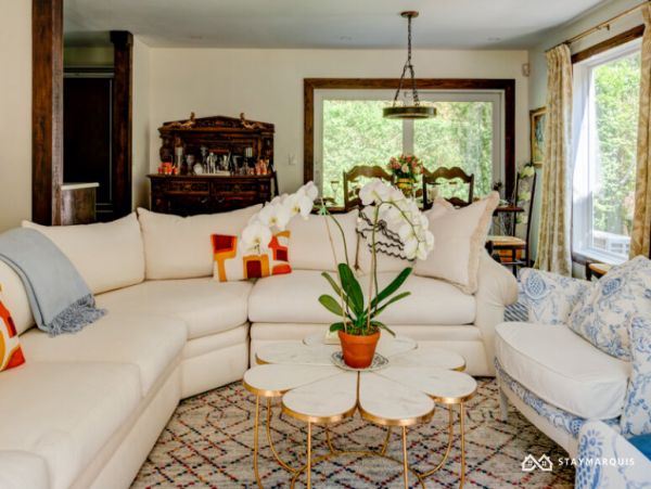 Hamptons Home 1020498