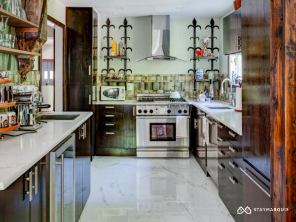 Hamptons Home 1020498