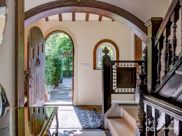 Hamptons Home 1020498