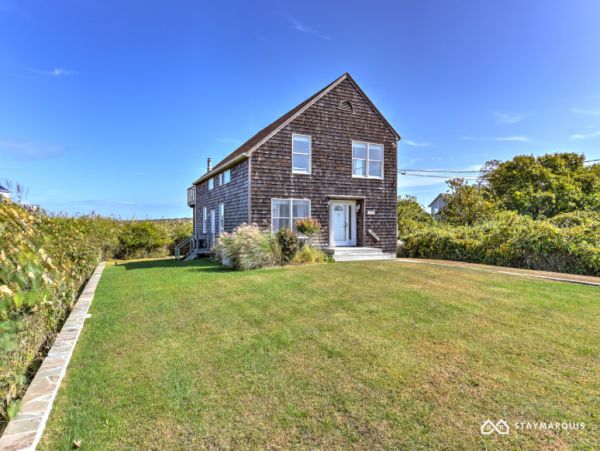 Hamptons Home 1020499