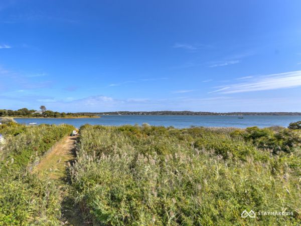 Hamptons Home 1020499