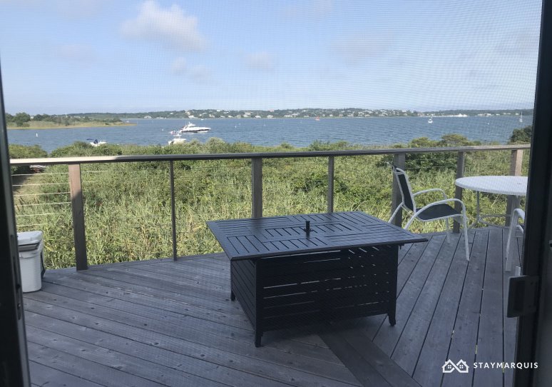 Hamptons Home 1020499