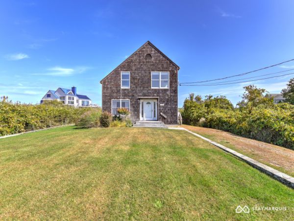Hamptons Home 1020499