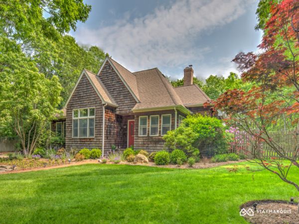 Hamptons Home 1020500
