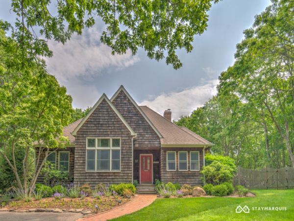 Hamptons Home 1020500