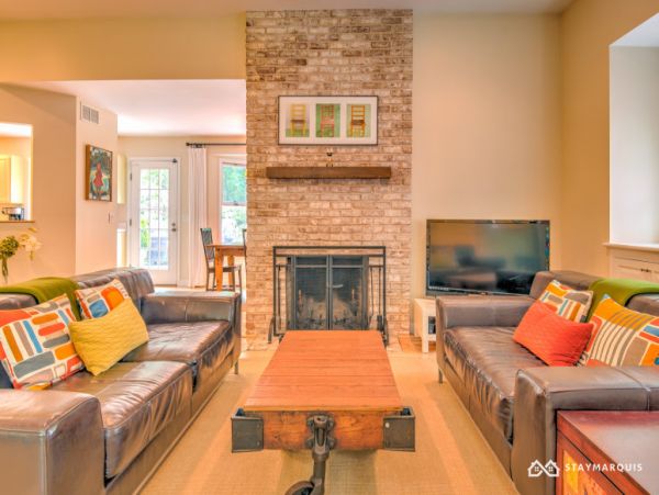 Hamptons Home 1020500