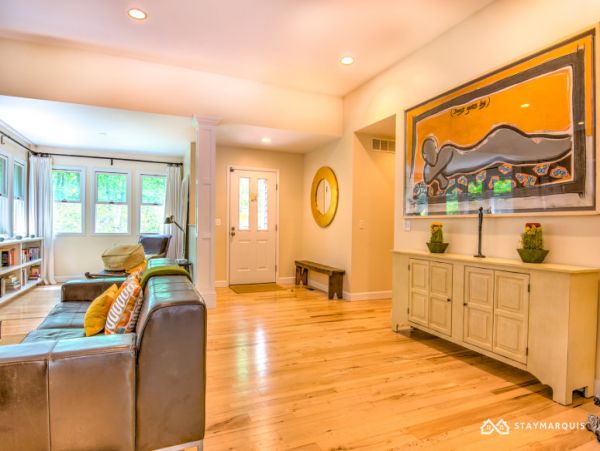 Hamptons Home 1020500
