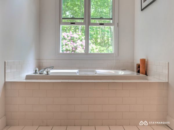 Hamptons Home 1020500