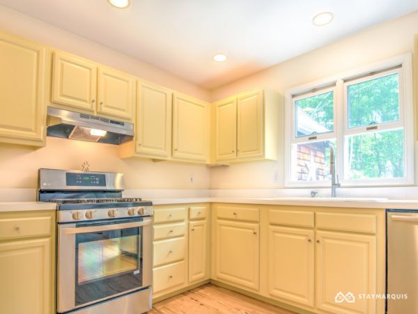 Hamptons Home 1020500
