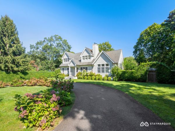 Hamptons Home 1020501
