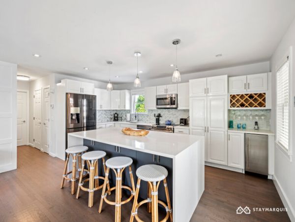 Hamptons Home 1020501