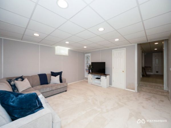 Hamptons Home 1020501