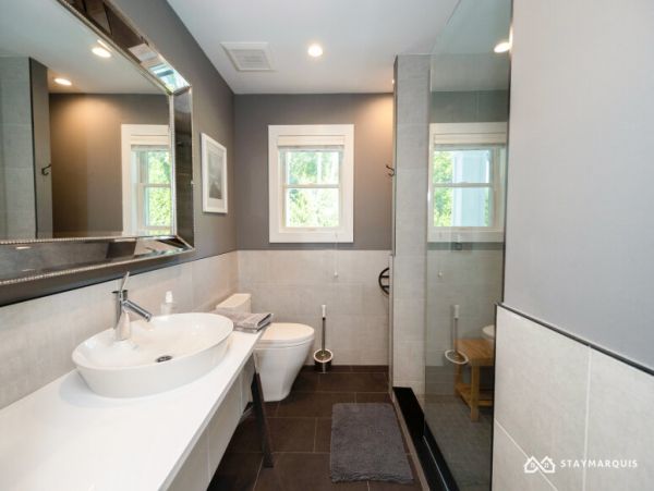 Hamptons Home 1020501