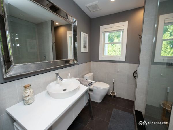 Hamptons Home 1020501