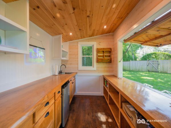 Hamptons Home 1020501