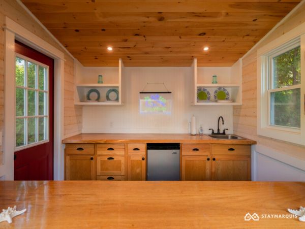 Hamptons Home 1020501