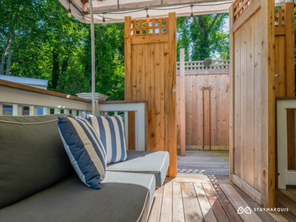 Hamptons Home 1020501