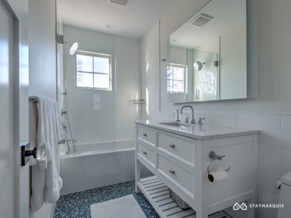 Hamptons Home 1020503
