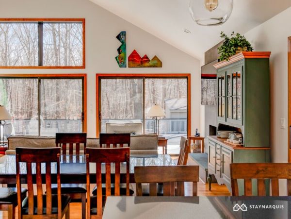 Hamptons Home 1020504