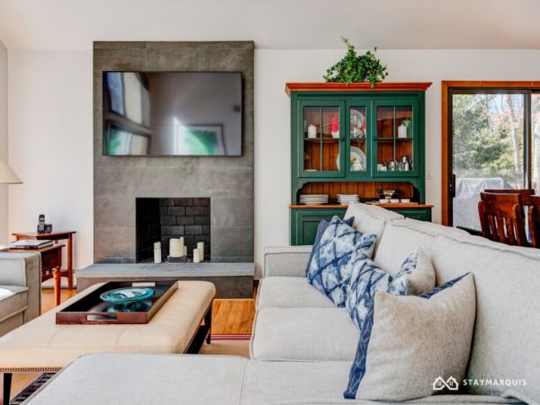 Hamptons Home 1020504
