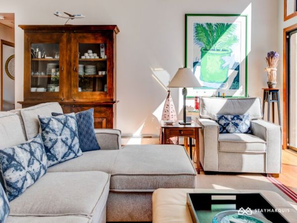 Hamptons Home 1020504