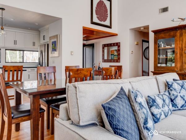 Hamptons Home 1020504