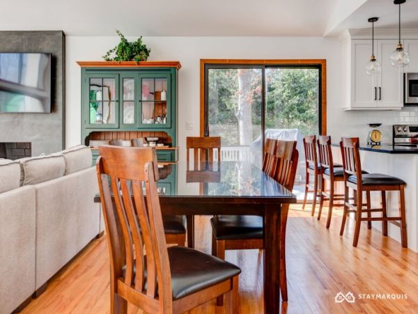 Hamptons Home 1020504