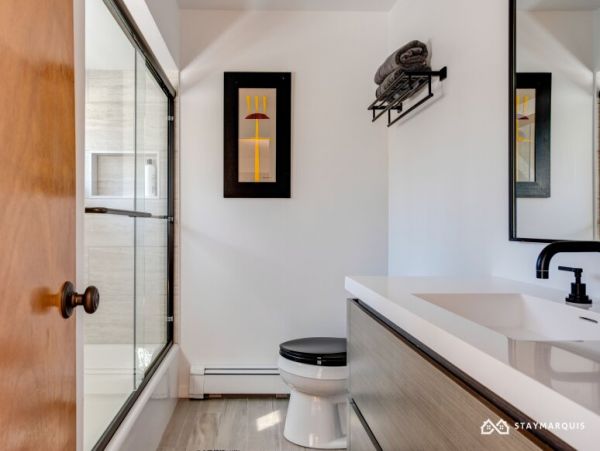 Hamptons Home 1020504