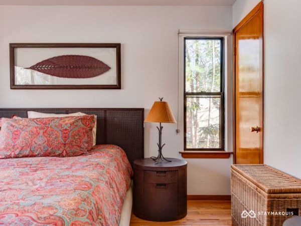 Hamptons Home 1020504