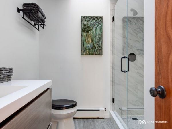 Hamptons Home 1020504