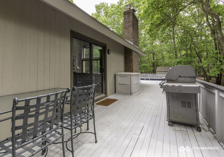 Hamptons Home 1020504