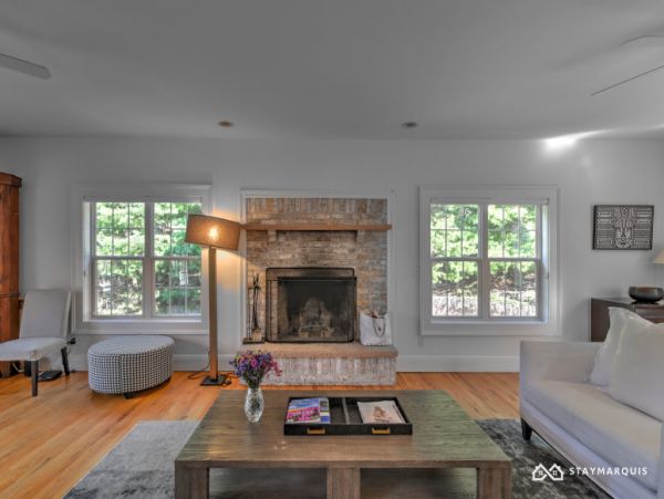 Hamptons Home 1020505