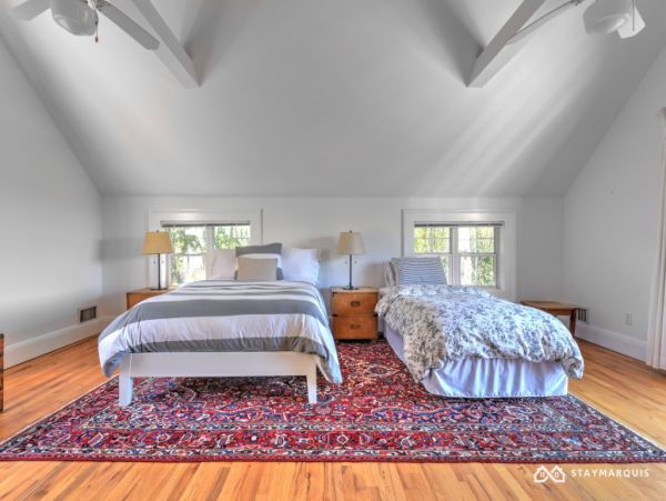 Hamptons Home 1020505