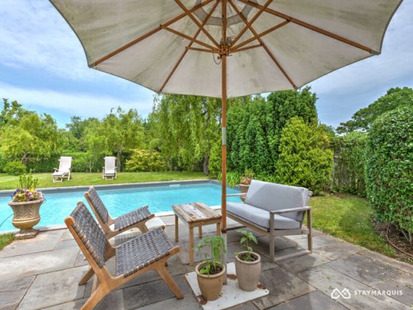 Hamptons Home 1020506