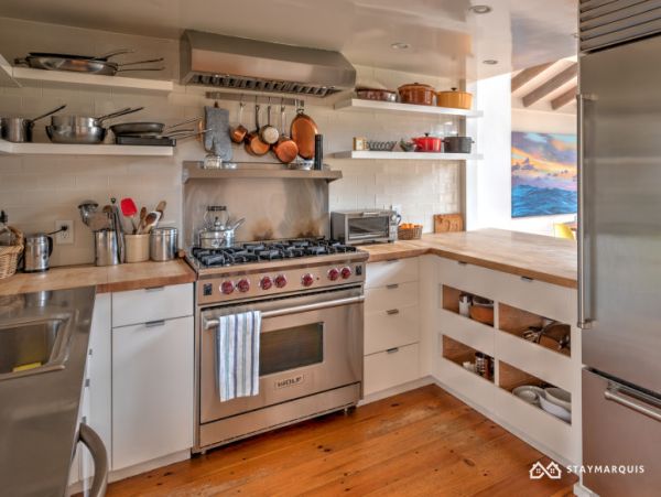 Hamptons Home 1020506