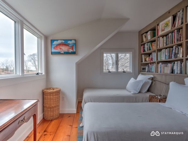 Hamptons Home 1020506