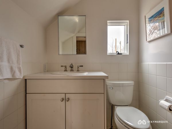 Hamptons Home 1020506