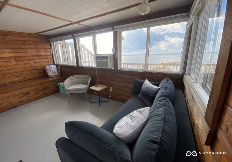 Hamptons Home 1020507