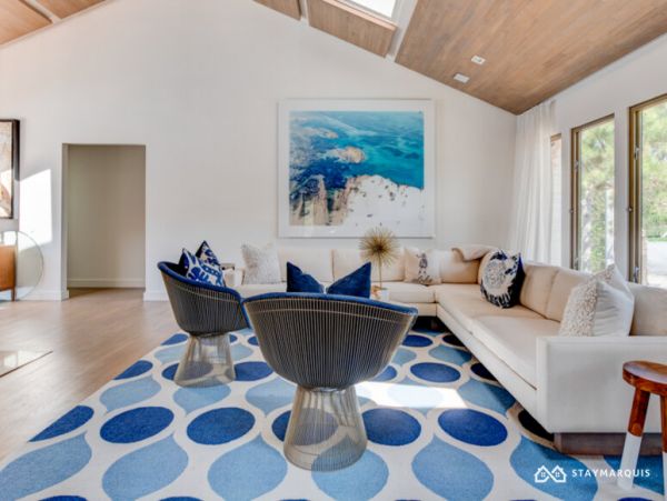 Hamptons Home 1020508