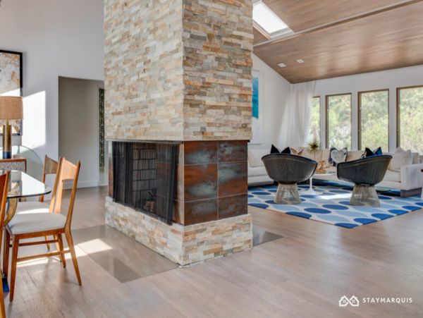 Hamptons Home 1020508