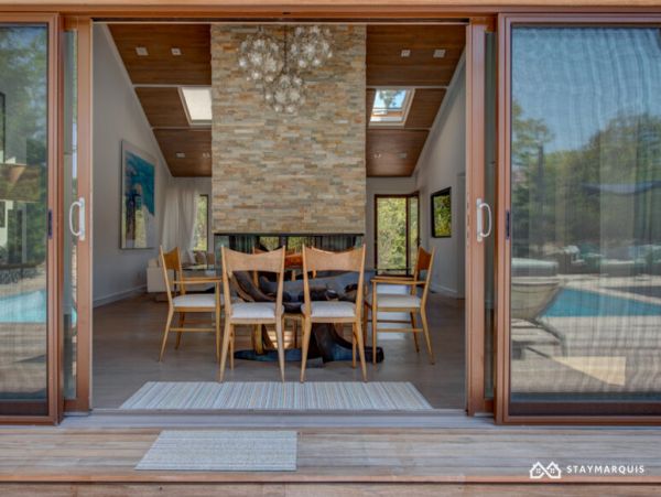 Hamptons Home 1020508