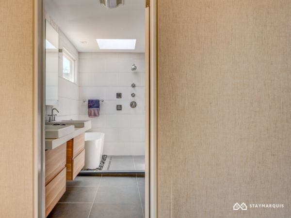 Hamptons Home 1020508