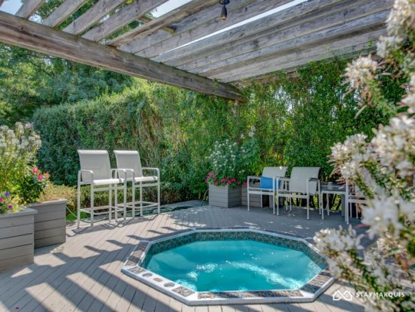 Hamptons Home 1020510