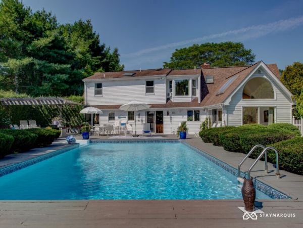 Hamptons Home 1020510