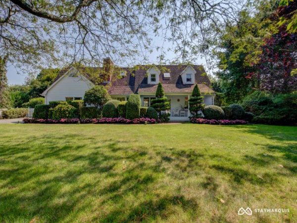 Hamptons Home 1020510