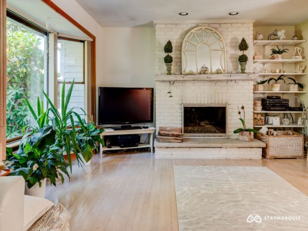 Hamptons Home 1020510