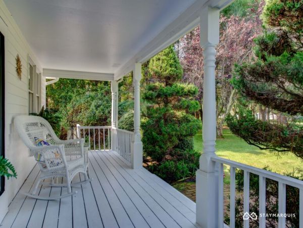 Hamptons Home 1020510