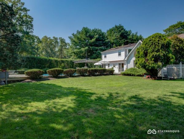 Hamptons Home 1020510