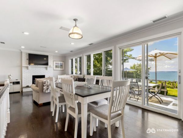 Hamptons Home 1020511