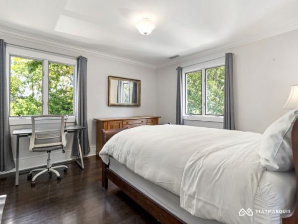 Hamptons Home 1020511